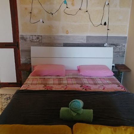 Triesti Home วิกตอเรีย ภายนอก รูปภาพ