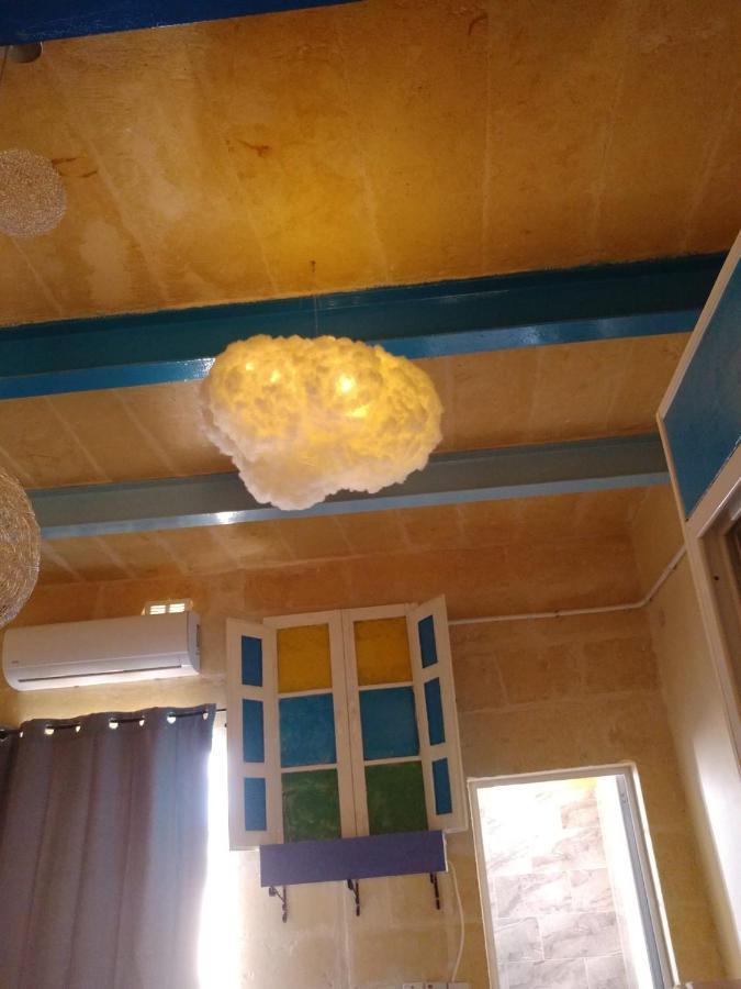 Triesti Home วิกตอเรีย ภายนอก รูปภาพ
