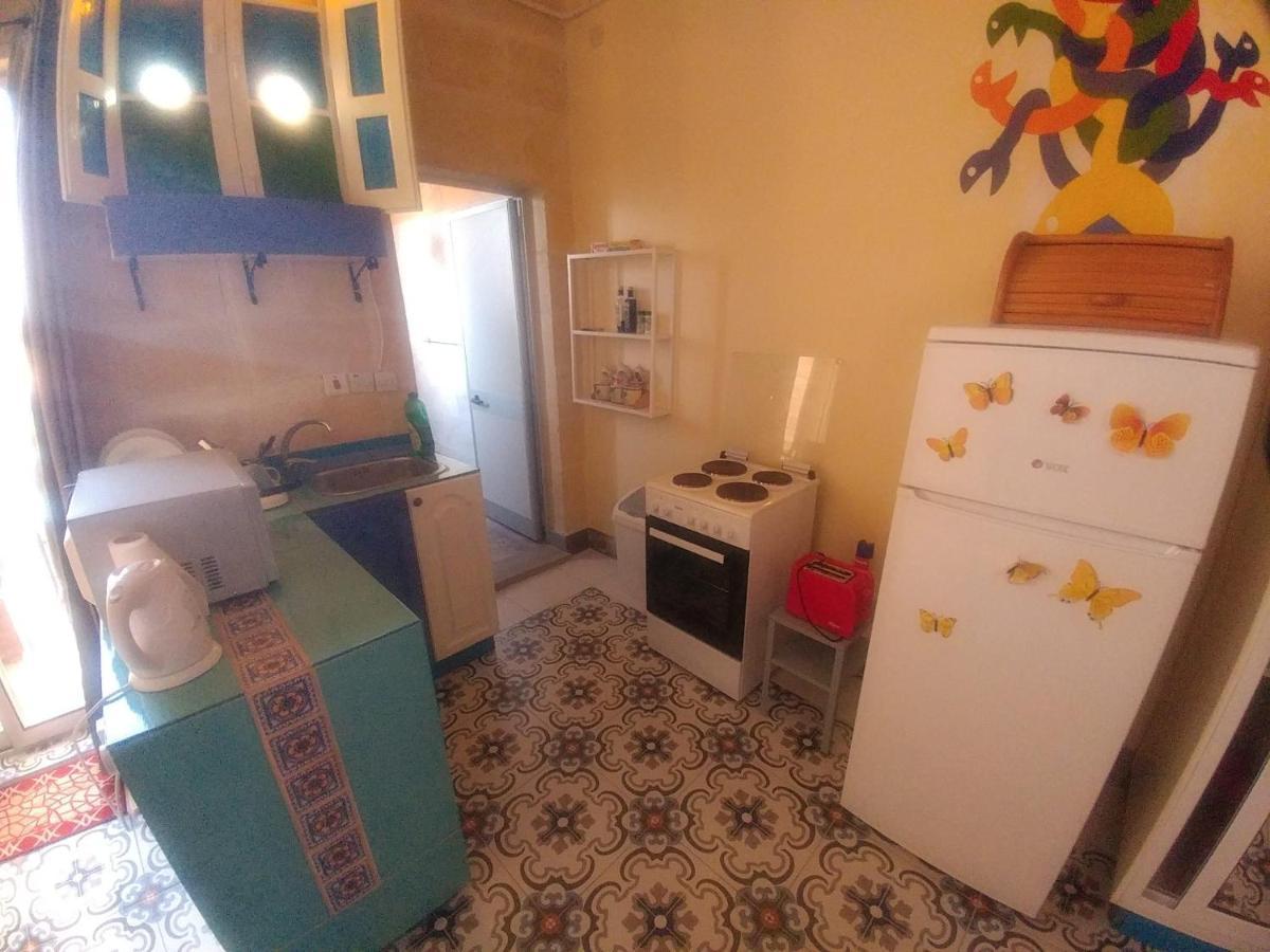Triesti Home วิกตอเรีย ภายนอก รูปภาพ